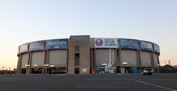 Les Islanders de retour au Nassau Coliseum pour les séries?