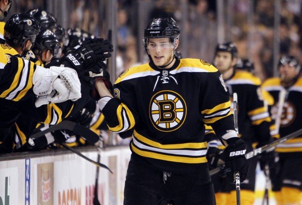 Jesperi Kotkaniemi affiche des meilleures statistiques que Tyler Seguin à sa saison recrue