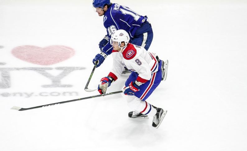 Les IceCaps au pied du mur en première ronde | Pas le meilleur match pour Charlie Lindgren | Juulsen disputait son premier match pro