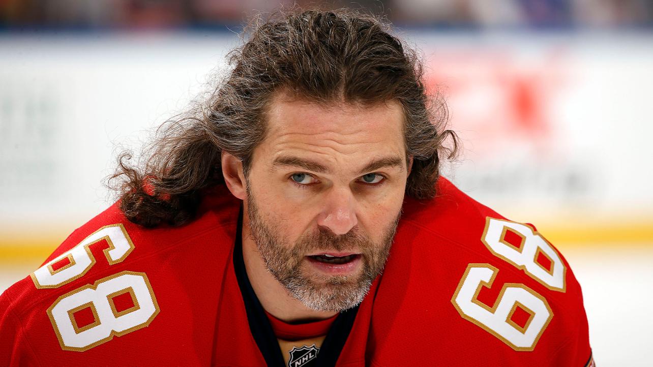 «J'aurais pu être encore meilleur si j'avais fait les choses différemment» &#8211; Jagr | Thornton vise un retour pour le match #1