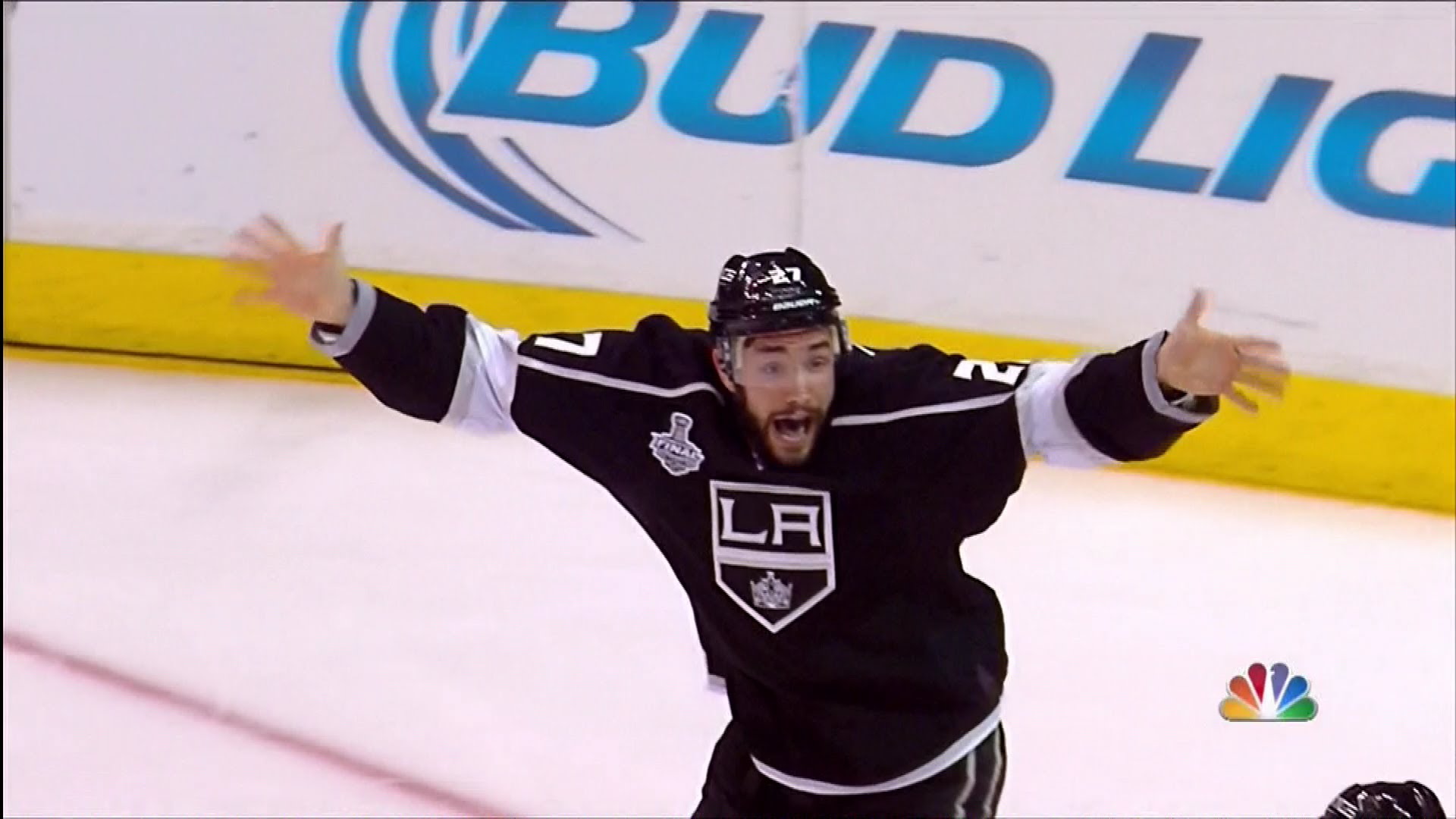 Les Kings pourraient sacrifier un de leurs défenseurs | Les IceCaps remportent un match extrêmement important | En rafale