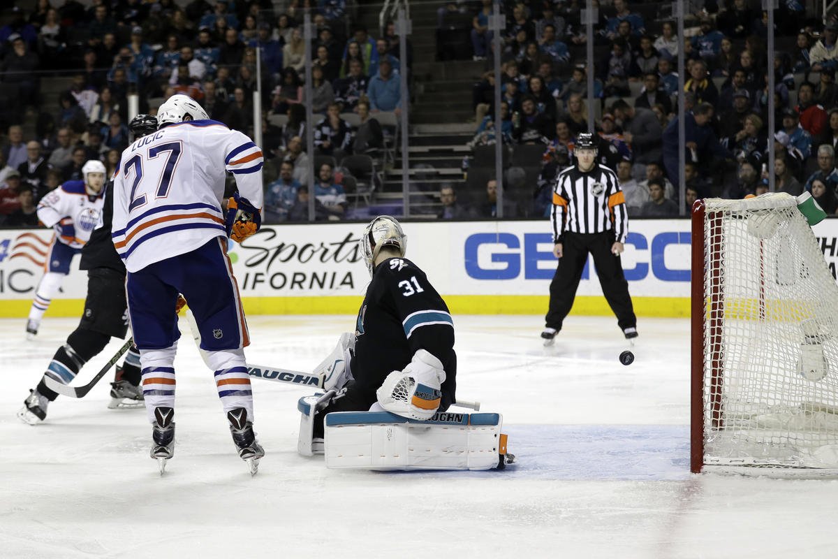 Top-5 : Lucic vaut de l’or en ce moment | Kucherov ne veut pas abandonner | Jost a encore fait pleurer son grand-père