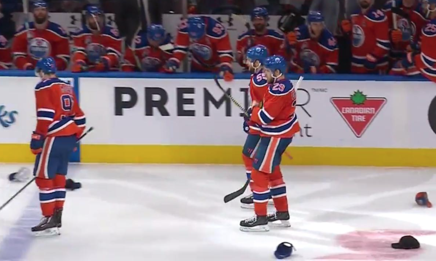 Pas de controverse ce soir : les Oilers pulvérisent les Ducks pour forcer un match ultime