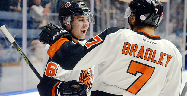 Le Canadien pourrait perdre l’un de ses rares espoirs au centre | Ovechkin était très magané