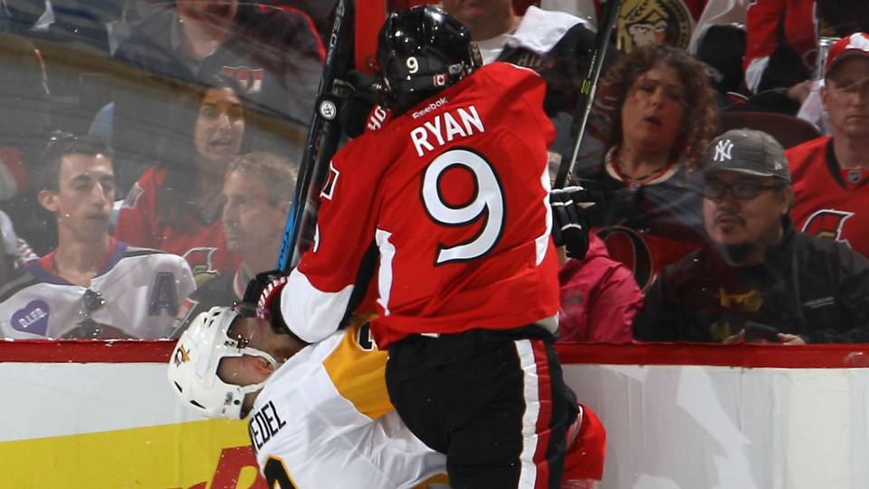 Bobby Ryan a effectué une mise en échec pour blesser un adversaire | Matt Murray a réanimé les siens