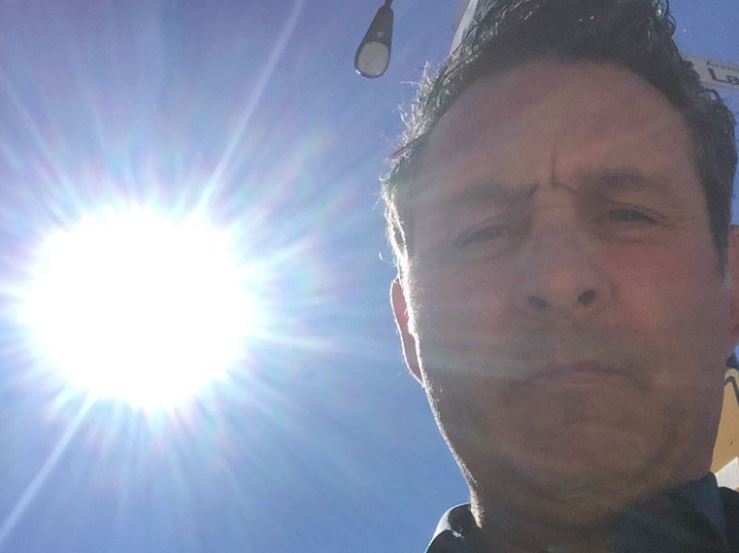 Enrico Ciccone nous a dévoilé son drôle de tatouage ce matin, sur la rue Laurier