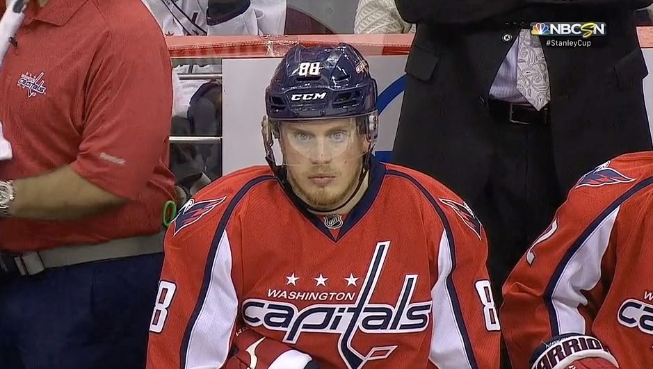 George McPhee est confortable avec le fait d'avoir 11 défenseurs sous contrat pour amorcer la saison