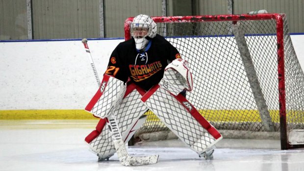 Un gardien de la LNH pourrait-il bientôt porter des jambières « en filet »?