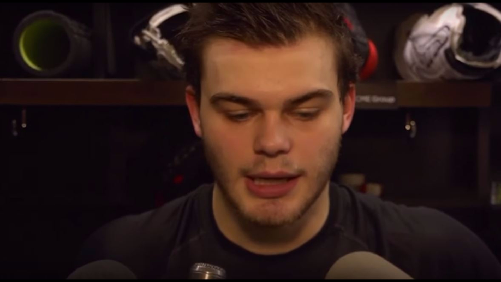 Pas de guigne de la deuxième année pour Alex DeBrincat