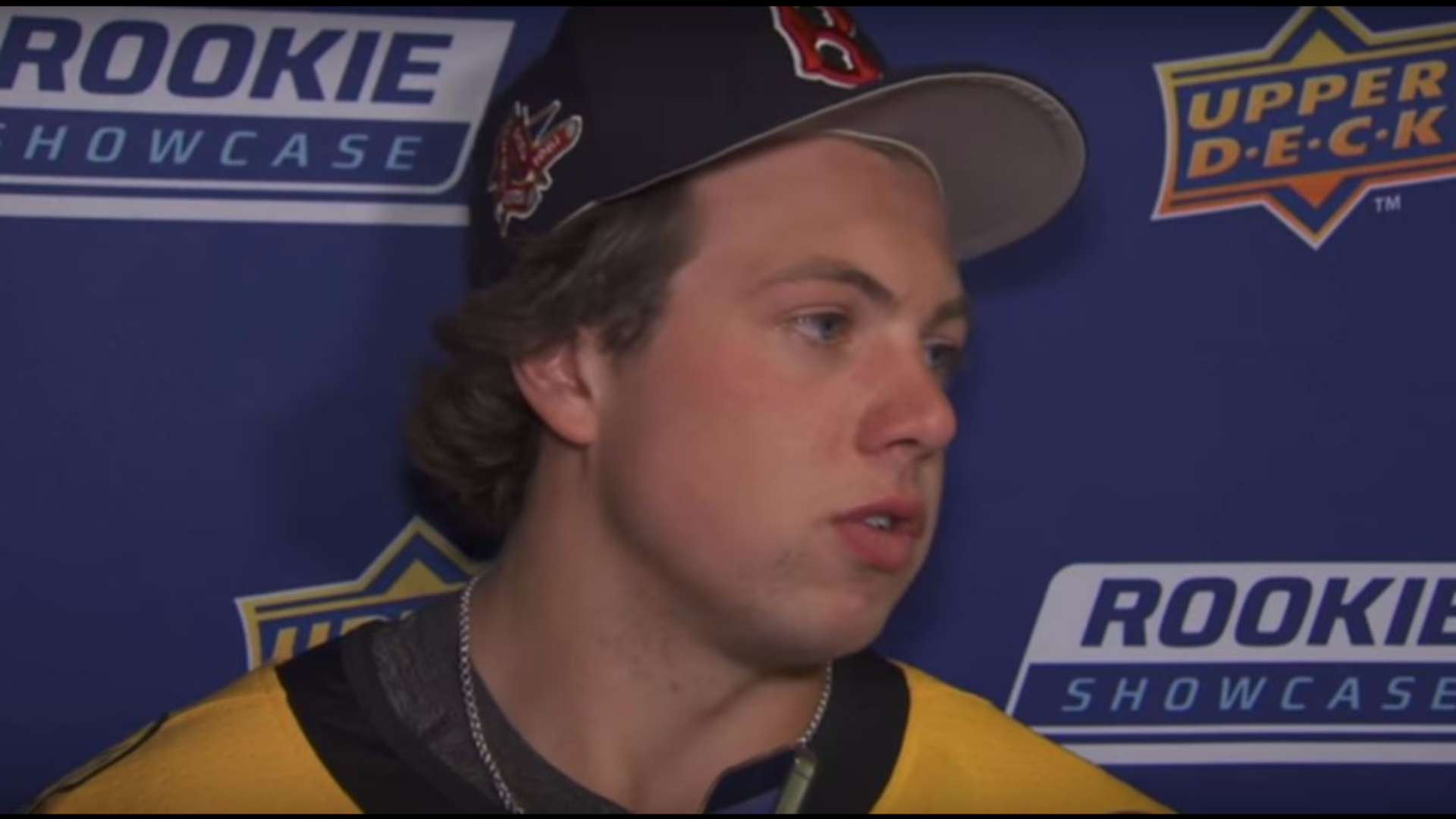 Voici pourquoi Charlie McAvoy et Brock Boeser ne peuvent pas recevoir d'offre hostile