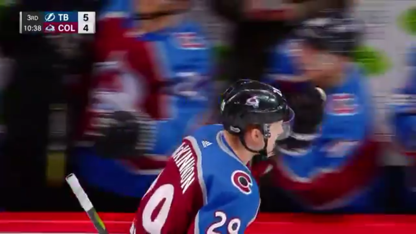 Top-5 : MacKinnon s’impose comme le moteur de l’Avalanche