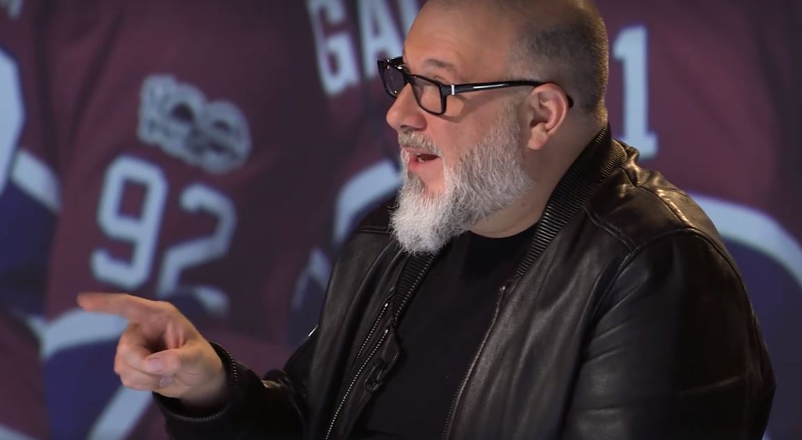 JiC Lajoie revient sur son tweet de haine de région