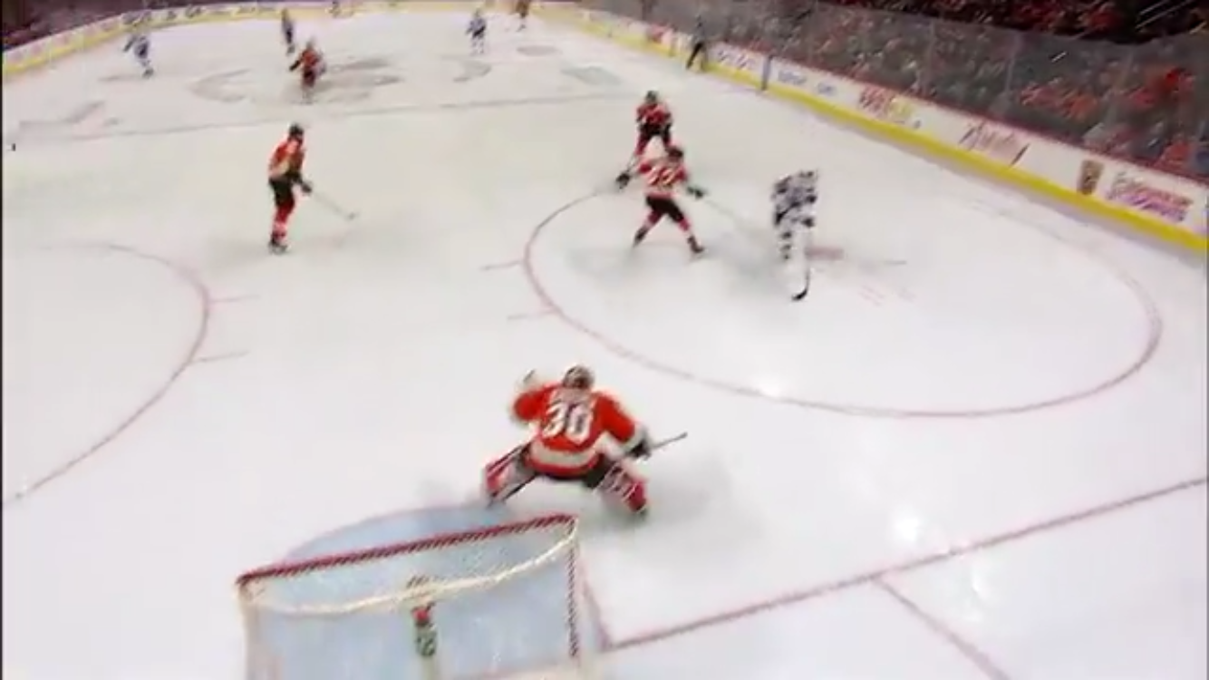 Top-5 : Ryan Callahan sert une tasse de café à Gostisbehere