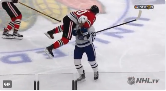 Top-5 : Patrick Sharp voulait jouer à l’avion