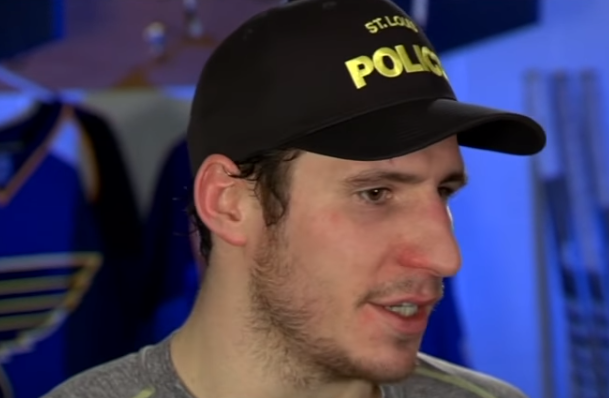 Un vestiaire divisé entre deux clans se serait formé à St-Louis