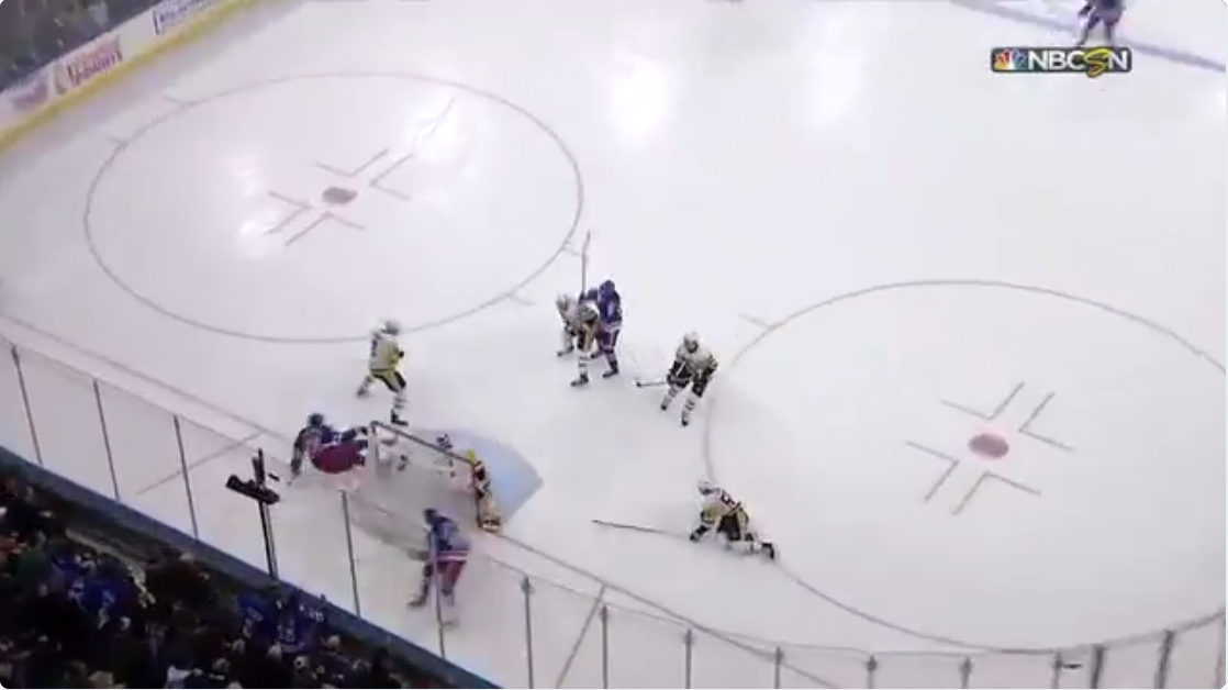 Top-5 : Quand Kris Letang a l'air « fou »