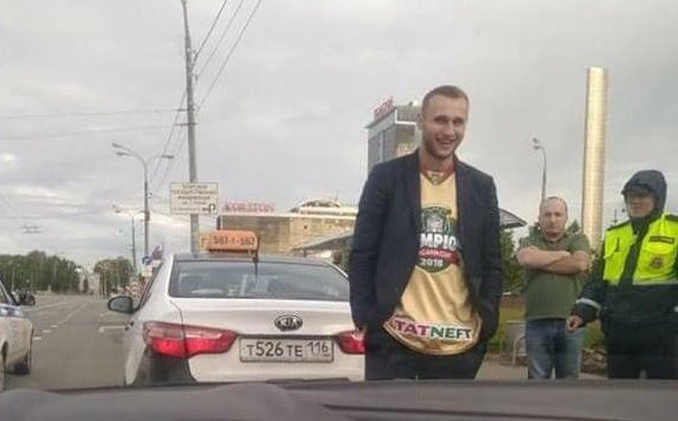 Un champion de la KHL ivre au volant d'un taxi&#8230;