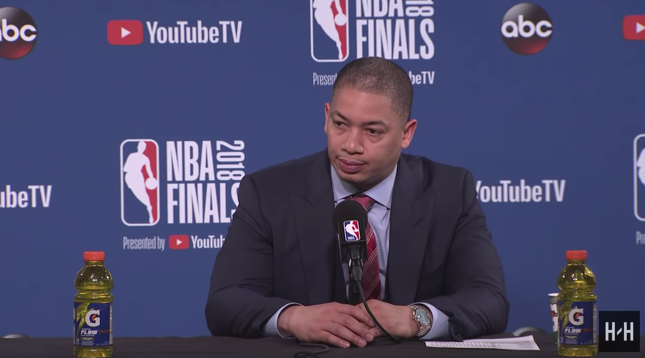 Les entraîneurs-chefs ont besoin de support médical