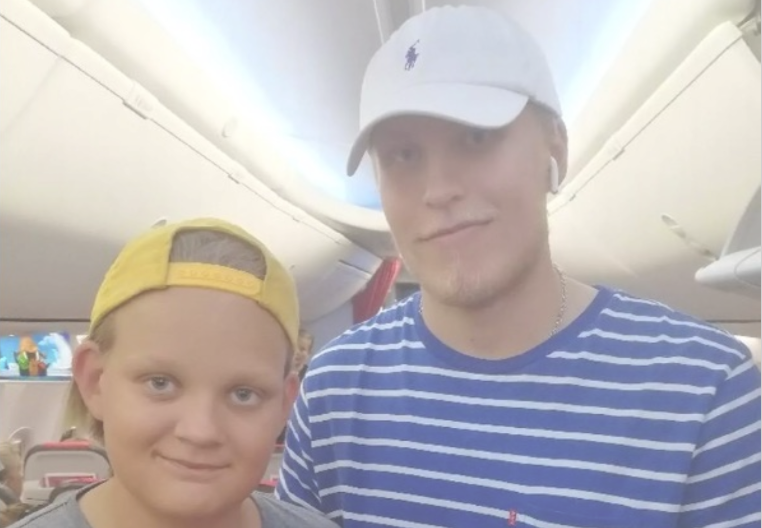 Patrik Laine a été vu comme un « héros » pendant un vol d'avion qui a mal tourné
