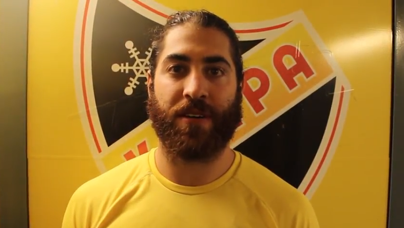 Un défenseur canado-italien domine la KHL