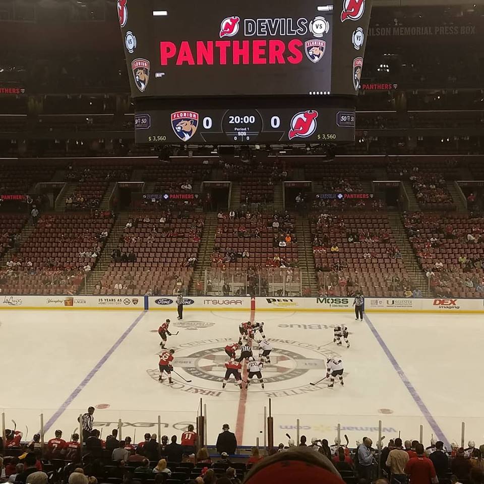 Encore des gradins vides pour un match des Panthers de la Floride