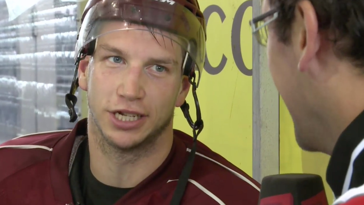 Les joueurs de hockey (en Chine) prennent beaucoup de choses (pilules)