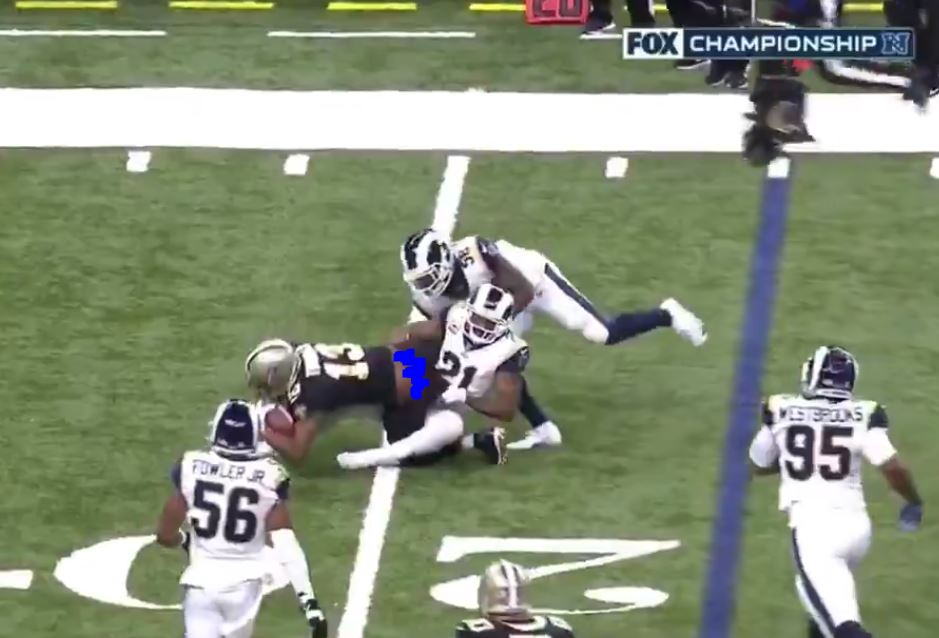 Une paire de fesses a fait paniquer le réseau de télé FOX pendant un match hier