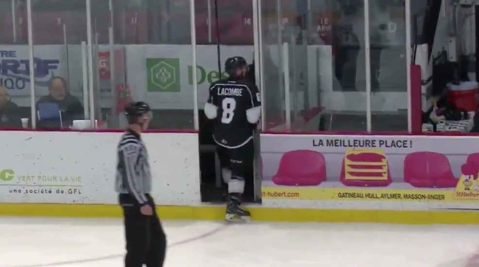 Un joueur de la LHJMQ a joué pour les deux équipes pendant un match