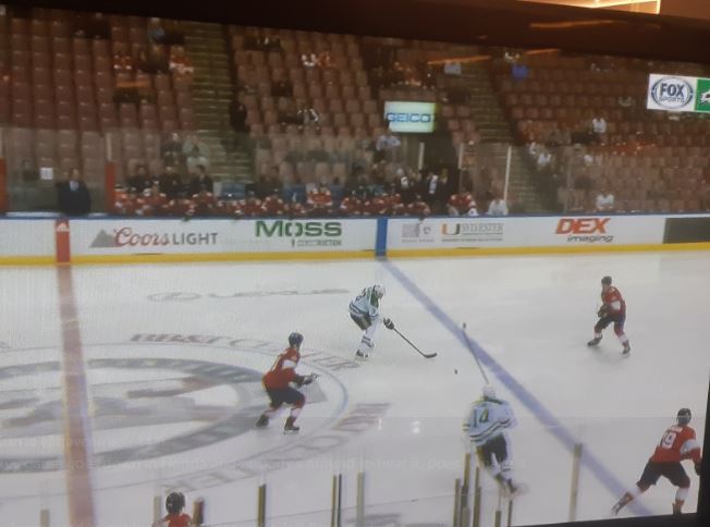 Les Panthers ont joué devant quelques centaines de partisans seulement hier soir