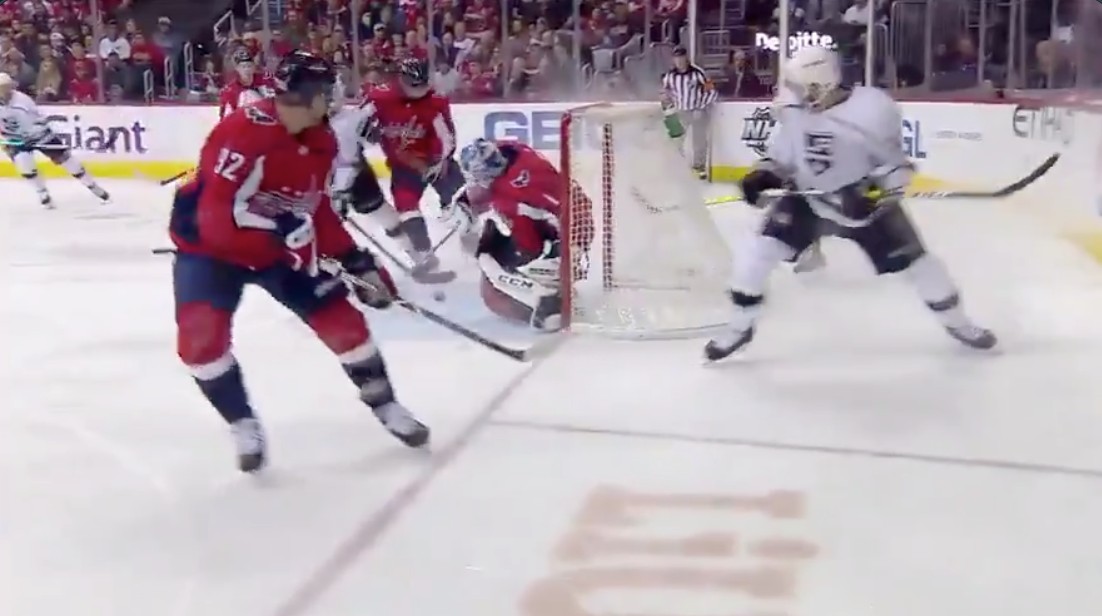 Top-5 : Derek Forbort a réalisé une mention d'aide digne d'un grand