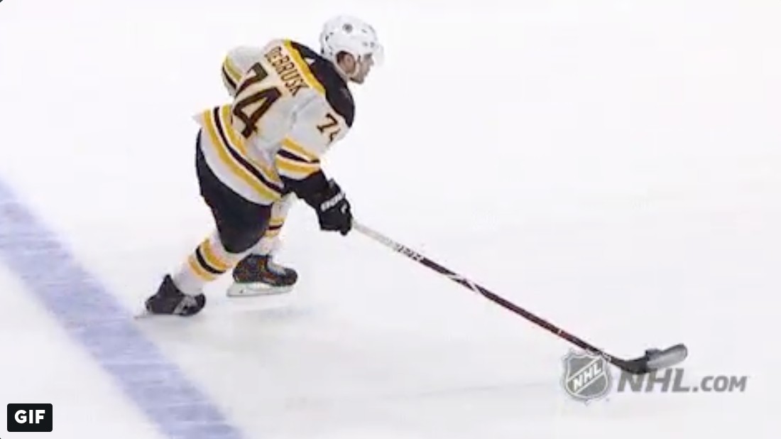 Top-5 : Jake DeBrusk a offert un bijou aux amateurs de hockey