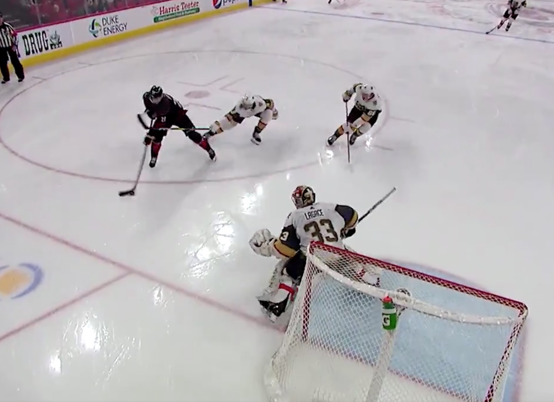 Top-5 : Une montée spectaculaire de Sebastian Aho propulse les Canes