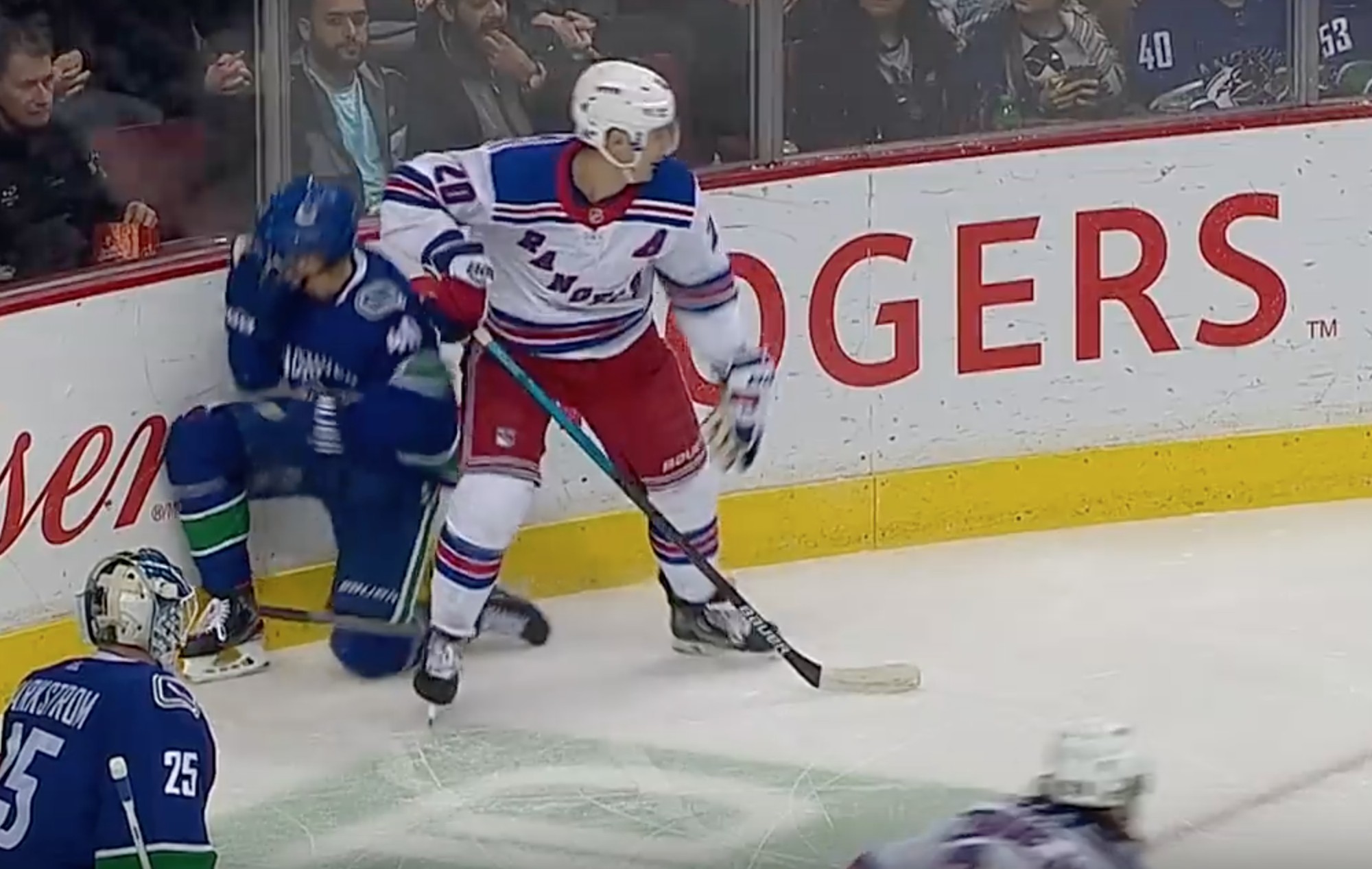 Top-5 : Pettersson a encore été la cible d'un coup douteux