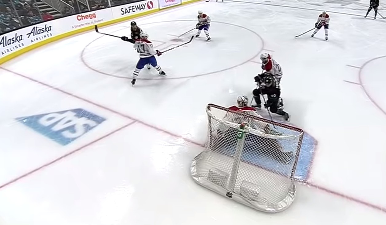 Antti Niemi ne semble pas connaître le plan du coach