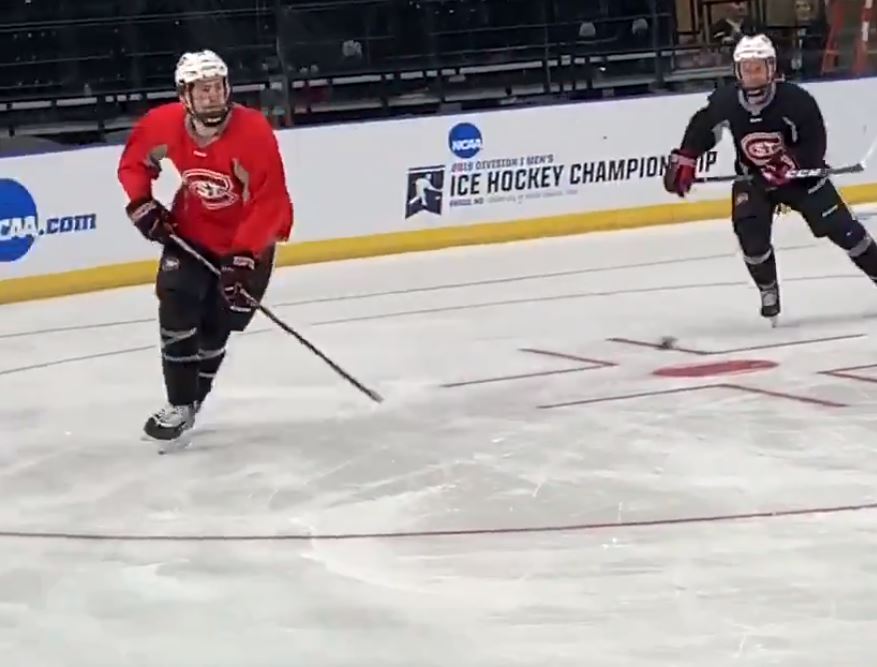 Ryan Poehling a repris l'entraînement et participera aux NCAA Regionals aujourd'hui