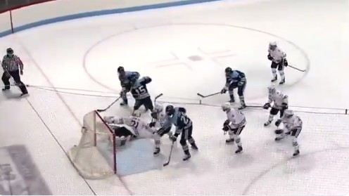 Un arrêt époustouflant de Cayden Primeau