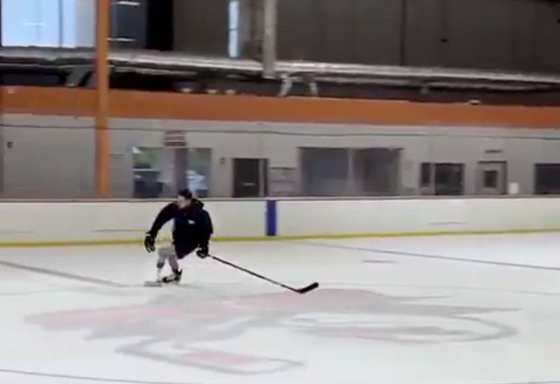 Top-5 : Un joueur amputé a rechaussé les patins