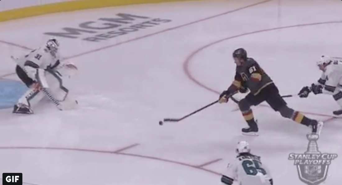 Mark Stone envoie une flèche aux Sénateurs d'Ottawa