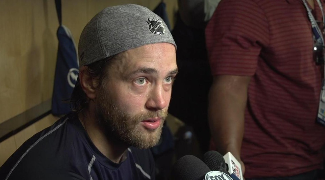 «Vous meniez 2-0 l'an passé. Comment ça s'est terminé?» &#8211; Victor Hedman