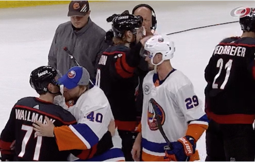 Brock Nelson a eu la monnaie de sa pièce