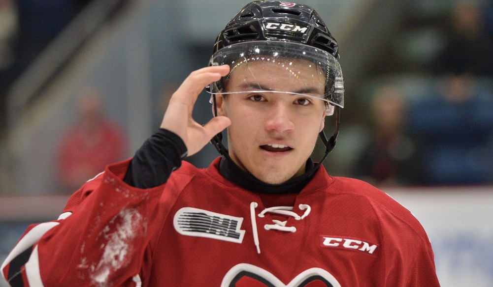 Direction Coupe Memorial pour Nick Suzuki et le Storm