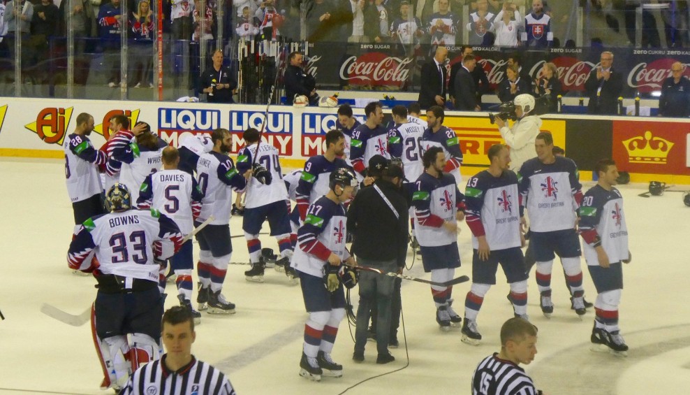 Victoires dramatiques de l'Italie et de la Grande-Bretagne au Championnat du monde