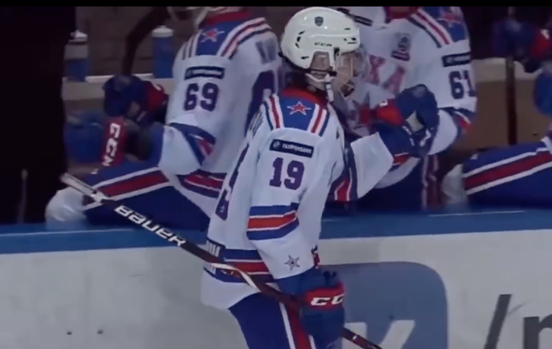 Vasili Podkolzin : Un attaquant de puissance très clutch