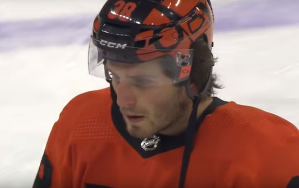 La mère de Ryan Hartman se mêle à son incroyable semaine