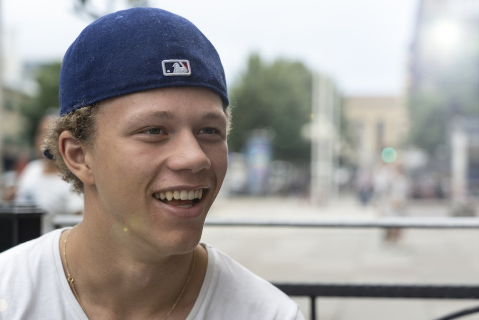 Un ailier suédois pourrait surpasser Alexis Lafrenière et être repêché au premier rang