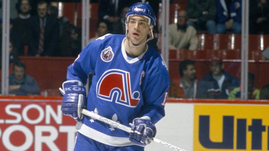 L'Avalanche devrait-il ramener l'uniforme des Nordiques?