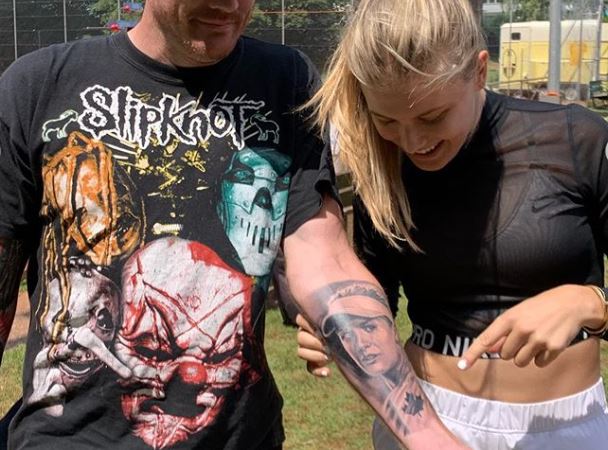 Un fan d'Eugenie Bouchard s'est tatoué son visage sur l'avant-bras