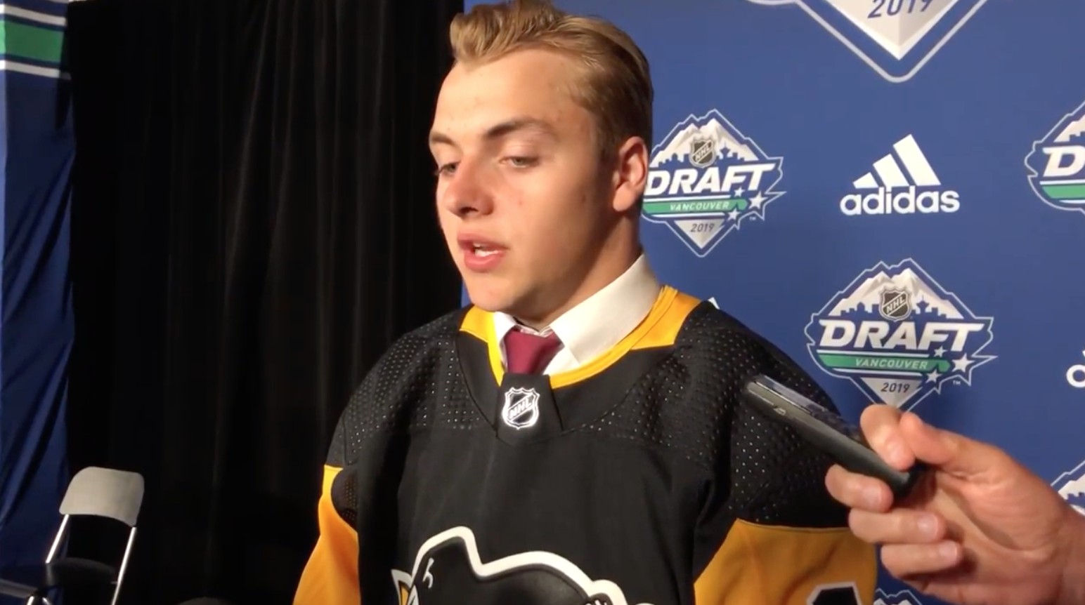Deux Québécois sélectionnés par les Penguins en 2019 pourraient se tailler un poste