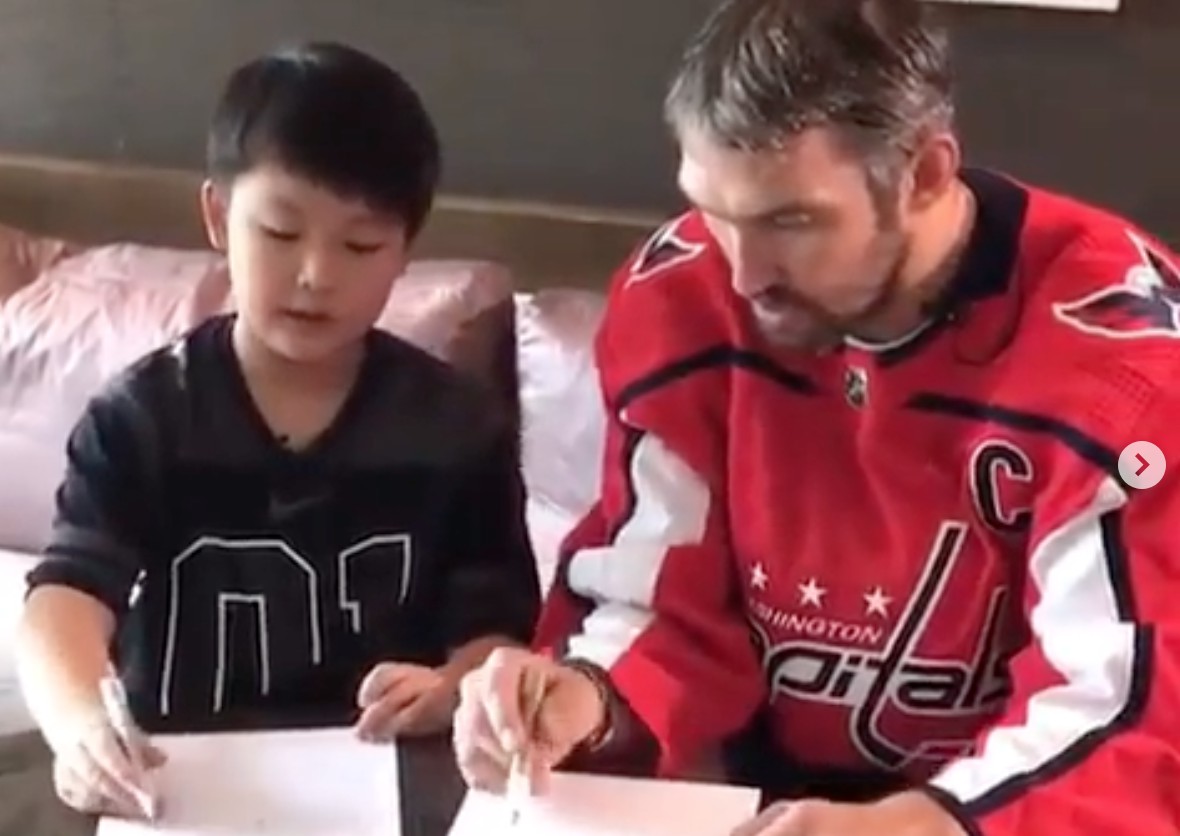 Alex Ovechkin a représenté la LNH&#8230; et la KHL en Chine