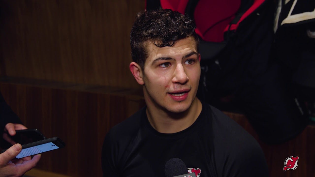 Connor Carrick veut s'impliquer pour aider le hockey féminin